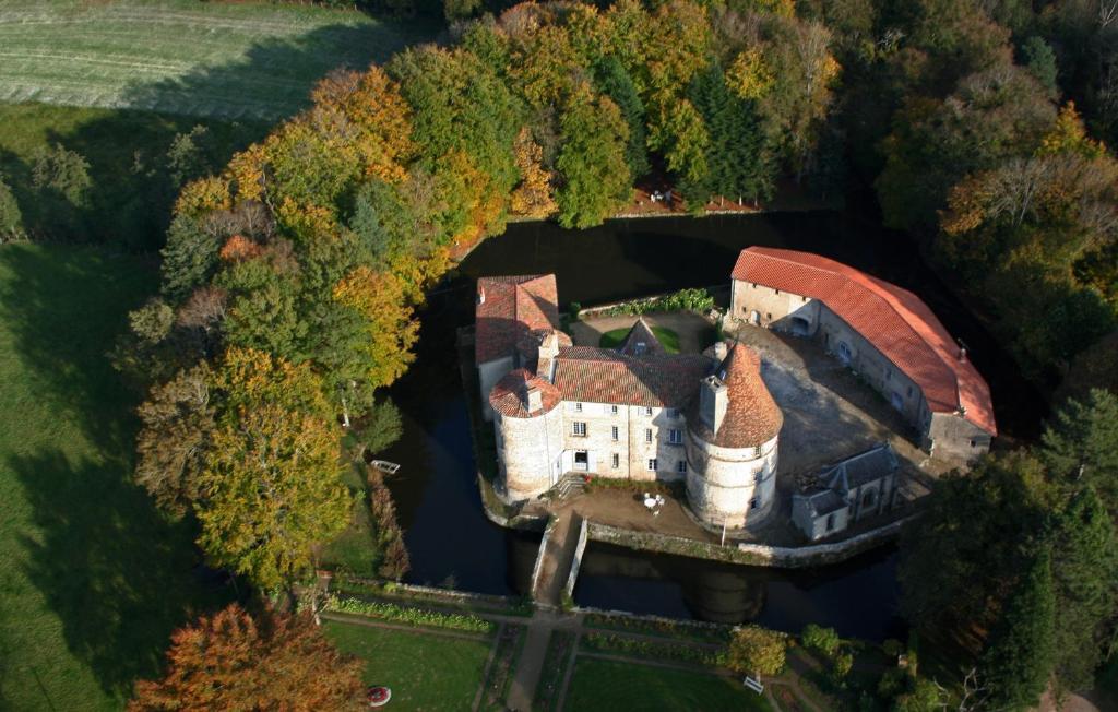 Chateau Des Martinanches Saint-Dier-d'Auvergne Экстерьер фото